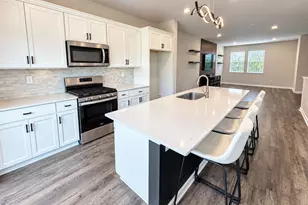 110 Bell Ct, Sellersville, PA 18960 - Photo 5