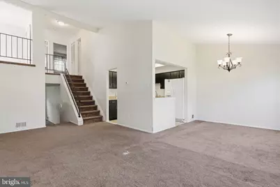 147 Commonwealth Drive, Newtown, PA 18940 - Photo 7