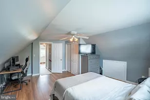 82 Cobalt Ridge Dr E, Levittown, PA 19057 - Photo 19
