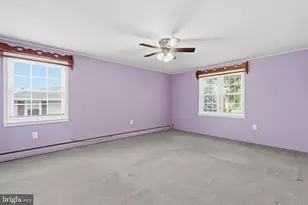 16 Tweed Rd, Levittown, PA 19056 - Photo 21
