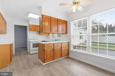 16 Tweed Road, Levittown, PA 19056 - Photo 11