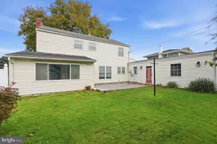 16 Tweed Rd, Levittown, PA 19056 - Photo 29