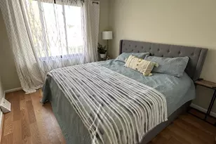 572 Atwood Ct, Newtown, PA 18940 - Photo 3