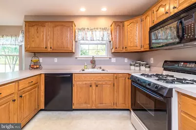 347 Beechwood Drive, Sellersville, PA 18960 - Photo 11