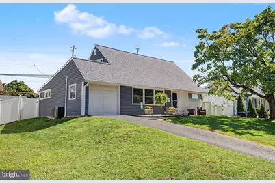 82 Kraft Lane, Levittown, PA 19055 - Photo 5