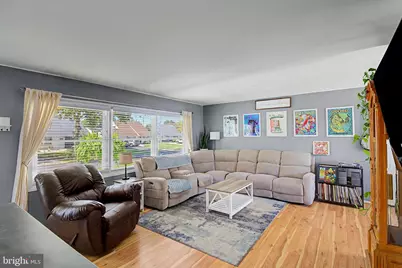 82 Kraft Lane, Levittown, PA 19055 - Photo 7