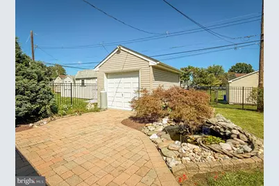 27 Violetwood Drive, Levittown, PA 19057 - Photo 33