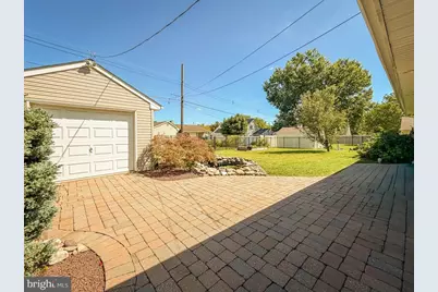 27 Violetwood Drive, Levittown, PA 19057 - Photo 35