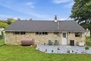 2605 Woodlawn Dr, Bristol, PA 19007 - Photo 31