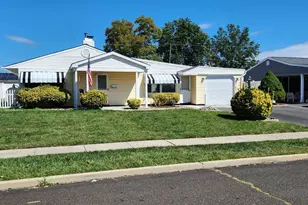 32 Freedom Ln, Levittown, PA 19055 - Photo 1