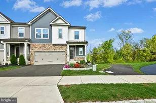 1010 Marquis Ln, Jamison, PA 18929 - Photo 3