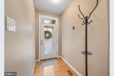 360 Village Way, Chalfont, PA 18914 - Photo 3