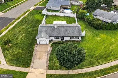 36 Sunset Lane, Levittown, PA 19055 - Photo 5