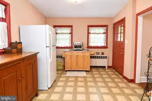 5553 Swamp Rd, Fountainville, PA 18923 - Photo 9