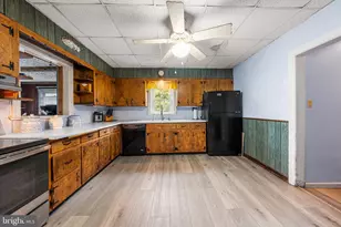 1989 Grant Rd, Coopersburg, PA 18036 - Photo 13