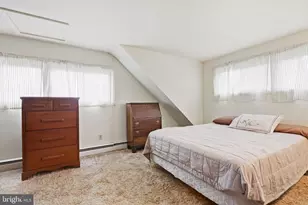 43 Full Turn Rd, Levittown, PA 19056 - Photo 21