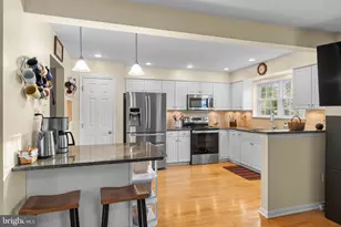 2043 Valley View Dr, Quakertown, PA 18951 - Photo 13