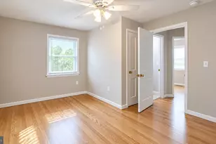 321 N 7th St, Perkasie, PA 18944 - Photo 13