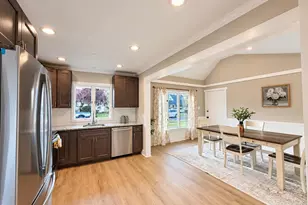 46 Newberry Ln, Levittown, PA 19054 - Photo 9