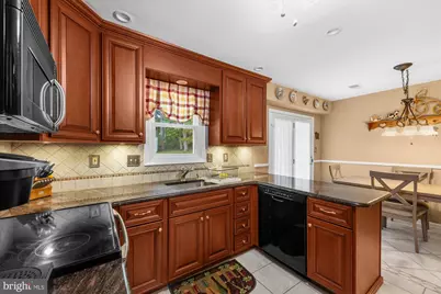 945 Roberts Road, Bensalem, PA 19020 - Photo 9