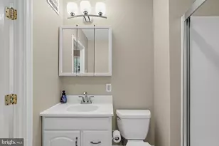685 Arbor Ln, Warminster, PA 18974 - Photo 25
