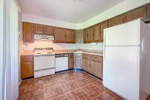 1640 A&b Bluebird Dr, Morrisville, PA 19067 - Photo 5