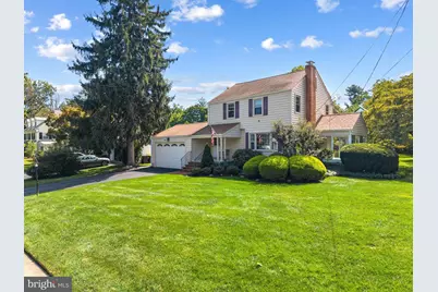 913 Greenway Avenue, Yardley, PA 19067 - Photo 3