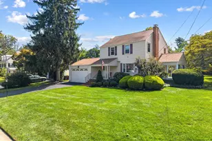 913 Greenway Ave, Yardley, PA 19067 - Photo 3