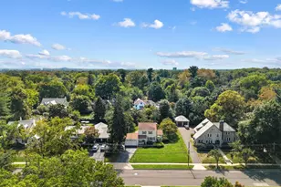 913 Greenway Ave, Yardley, PA 19067 - Photo 9