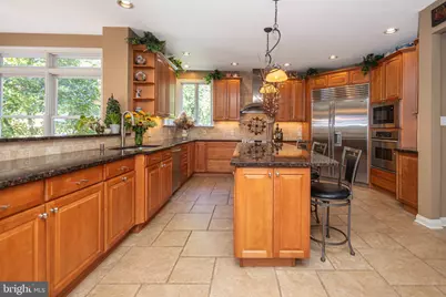 100 E Holland Road, Holland, PA 18966 - Photo 29