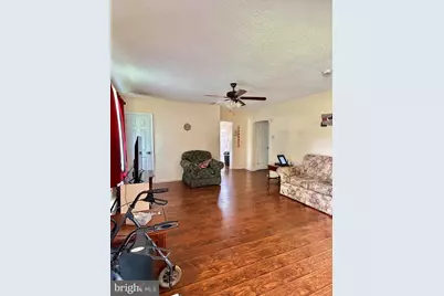 2565 Buffalo Avenue, Feasterville-Trevose, PA 19053 - Photo 5