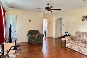 2565 Buffalo Ave, Feasterville-Trevose, PA 19053 - Photo 5