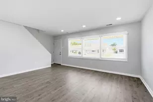 47 Mintleaf Rd, Levittown, PA 19056 - Photo 7