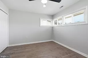 47 Mintleaf Rd, Levittown, PA 19056 - Photo 17