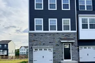 209 Independence Ct, Sellersville, PA 18960 - Photo 1