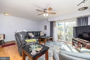 204 Society Pl, Newtown, PA 18940 - Photo 19