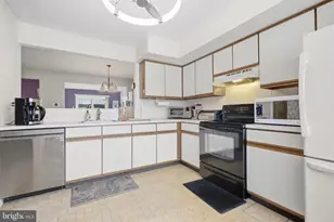 416 Bellows Ln, Feasterville-Trevose, PA 19053 - Photo 7
