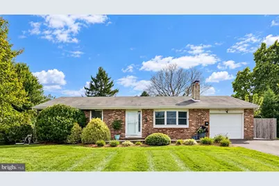 32 Holland Drive, Chalfont, PA 18914 - Photo 1