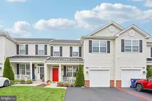 215 Parish Rd, Fallsington, PA 19054 - Photo 3