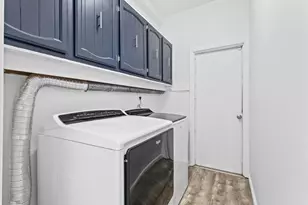 2051 Roselyn Dr, Feasterville-Trevose, PA 19053 - Photo 19