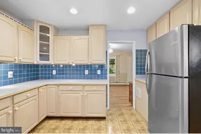 6 Seckelpear Road, Levittown, PA 19056 - Photo 27