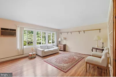 6 Seckelpear Road, Levittown, PA 19056 - Photo 13