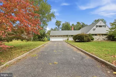 6 Seckelpear Road, Levittown, PA 19056 - Photo 9