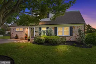 473 Sweetbriar Dr, Warminster, PA 18974 - Photo 1