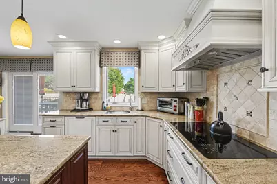2010 Buckingham Drive, Jamison, PA 18929 - Photo 9