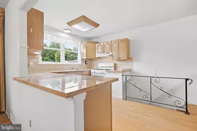 3242 Parkview Drive, Bensalem, PA 19020 - Photo 9