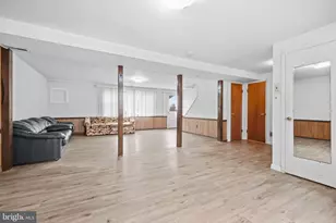 3242 Parkview Dr, Bensalem, PA 19020 - Photo 21