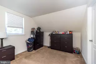 28 Inlet Rd, Levittown, PA 19057 - Photo 27