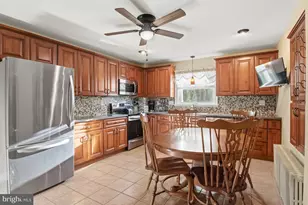 522 Vine St, Perkasie, PA 18944 - Photo 9