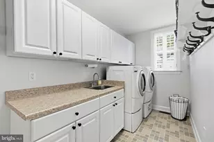 1552 Surrey Brook Ct, Yardley, PA 19067 - Photo 25